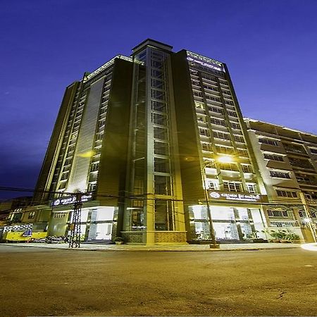 Rose Emerald Hotel Phnom Pen Exterior foto