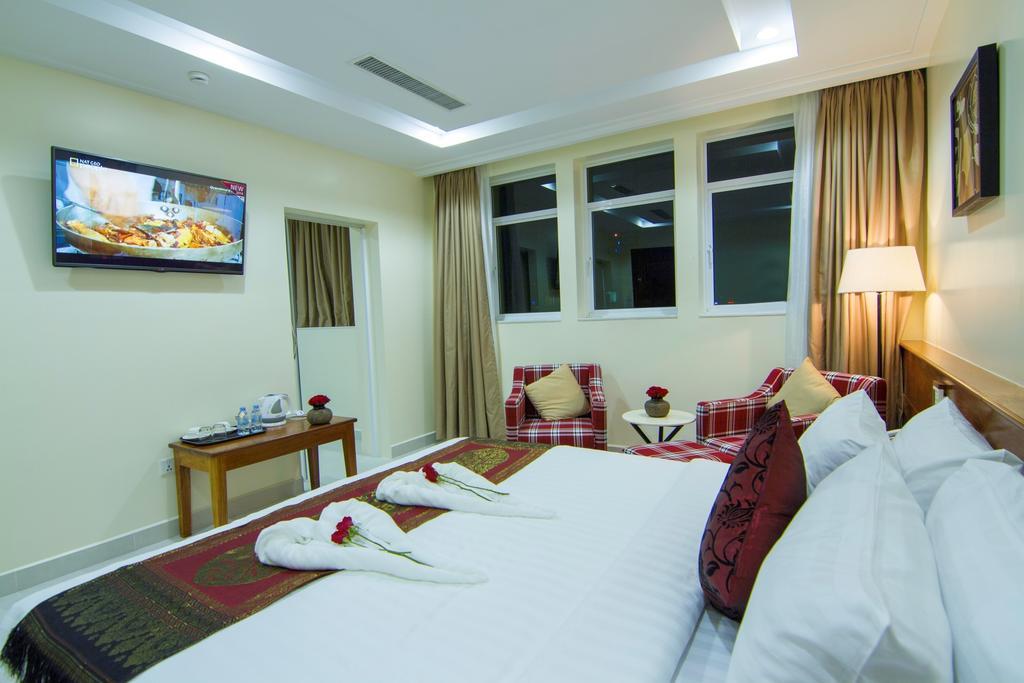 Rose Emerald Hotel Phnom Pen Exterior foto