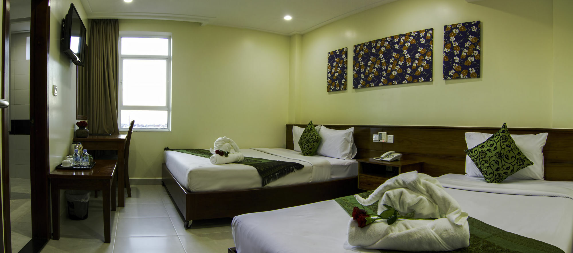 Rose Emerald Hotel Phnom Pen Exterior foto