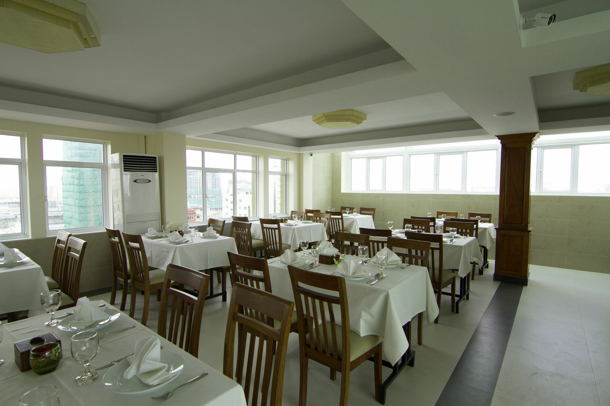 Rose Emerald Hotel Phnom Pen Exterior foto