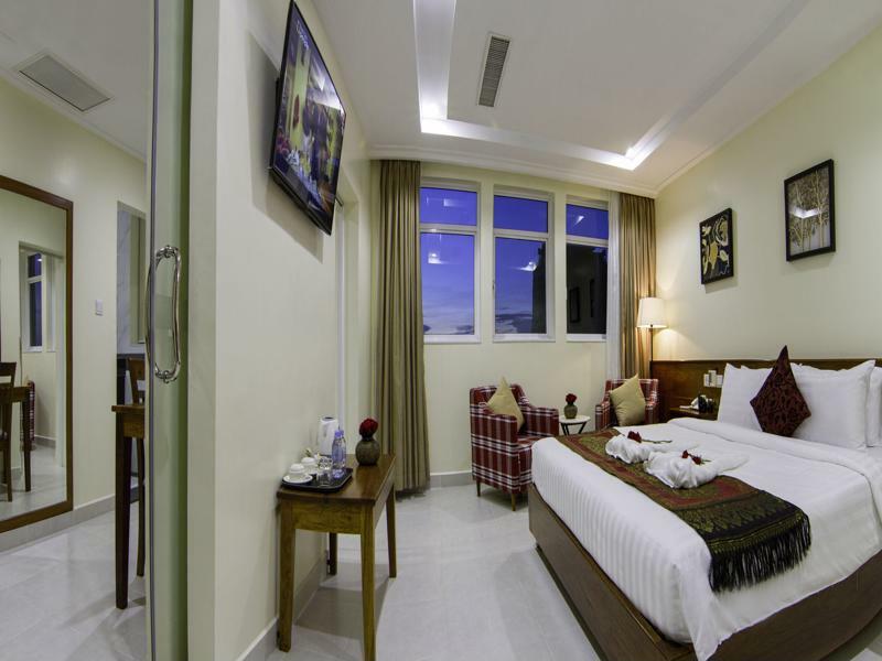 Rose Emerald Hotel Phnom Pen Exterior foto