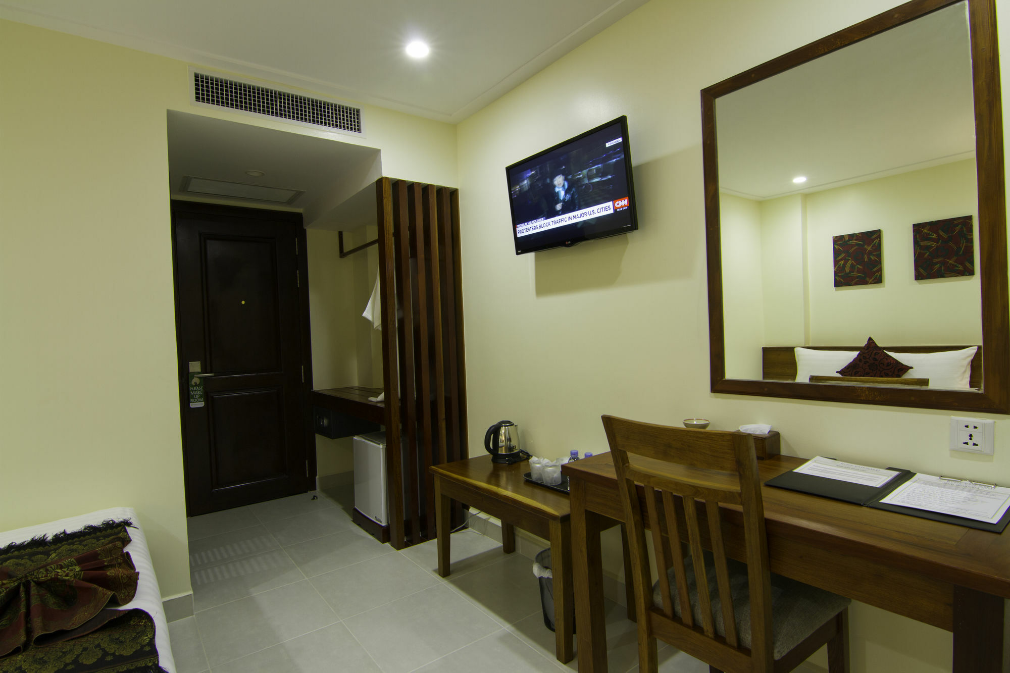 Rose Emerald Hotel Phnom Pen Exterior foto