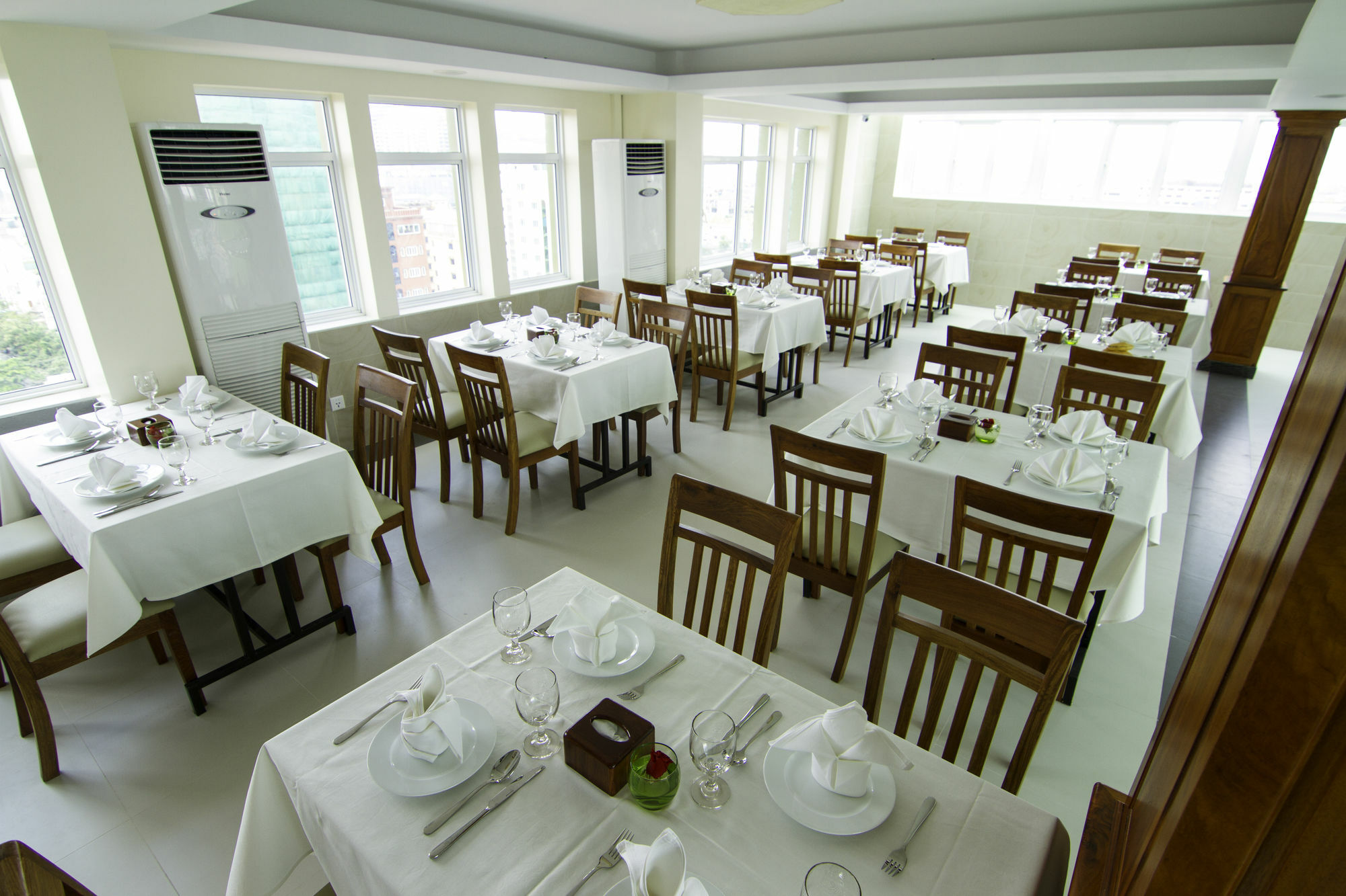 Rose Emerald Hotel Phnom Pen Exterior foto
