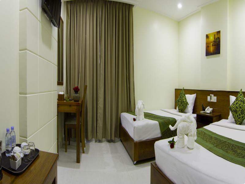 Rose Emerald Hotel Phnom Pen Exterior foto
